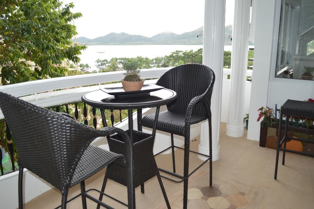 Coron Bancuang Mansion Bed and Breakfast Eksteriør billede